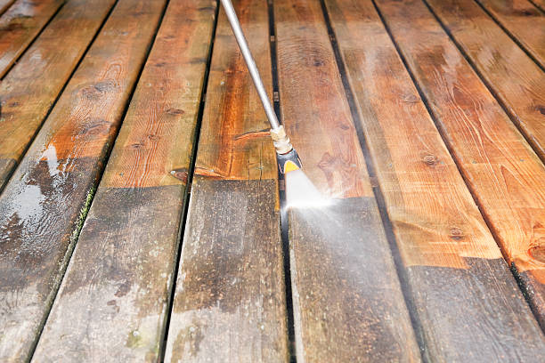 Best Deck and Patio Pressure Washing in China Spring, TX